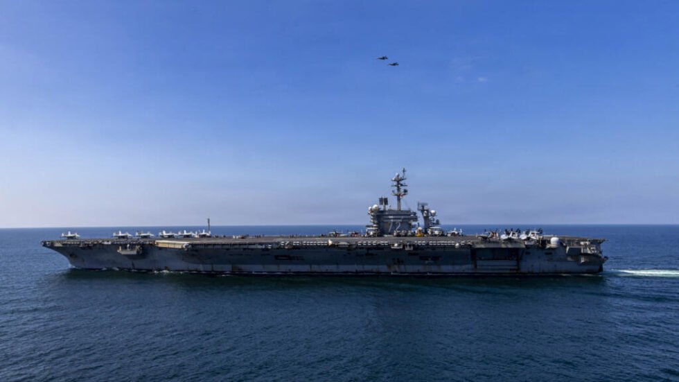 Irán acusa a EE. UU. de preparar despliegue terrestre y amenaza con atacar portaaviones USS Abraham Lincoln