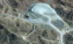 Irán ataca la base militar Diego García; Israel y EE. UU. golpean la planta nuclear de Natanz