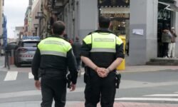 Una pareja simula un servicio sexual para asaltar a un hombre de 70 años en su domicilio de Bilbao