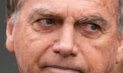 Bolsonaro permanece en cuidados intensivos: función renal mejora, pero su inflamación empeora