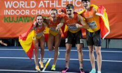 España se cuelga la medalla de plata en el relevo mixto 4x400 en los Mundiales de atletismo