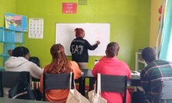 Mandarín y becas universitarias: así teje China su influencia en África a través de la educación