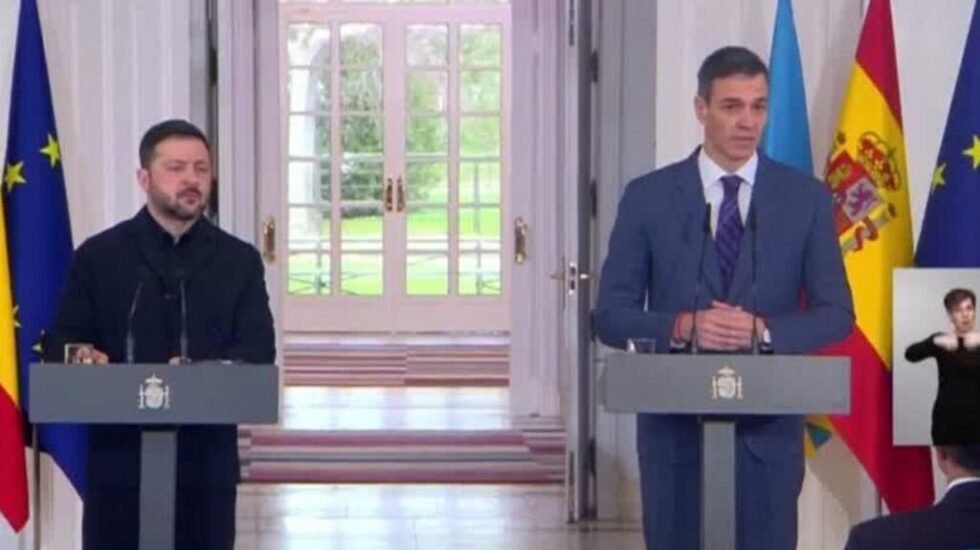 Sánchez y Zelenski firman acuerdos en materia de defensa