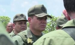 Rodríguez destituye a Padrino como ministro de Defensa tras once años en el cargo