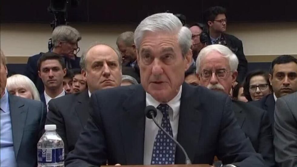 Trump celebra muerte de Robert Mueller, exdirector del FBI