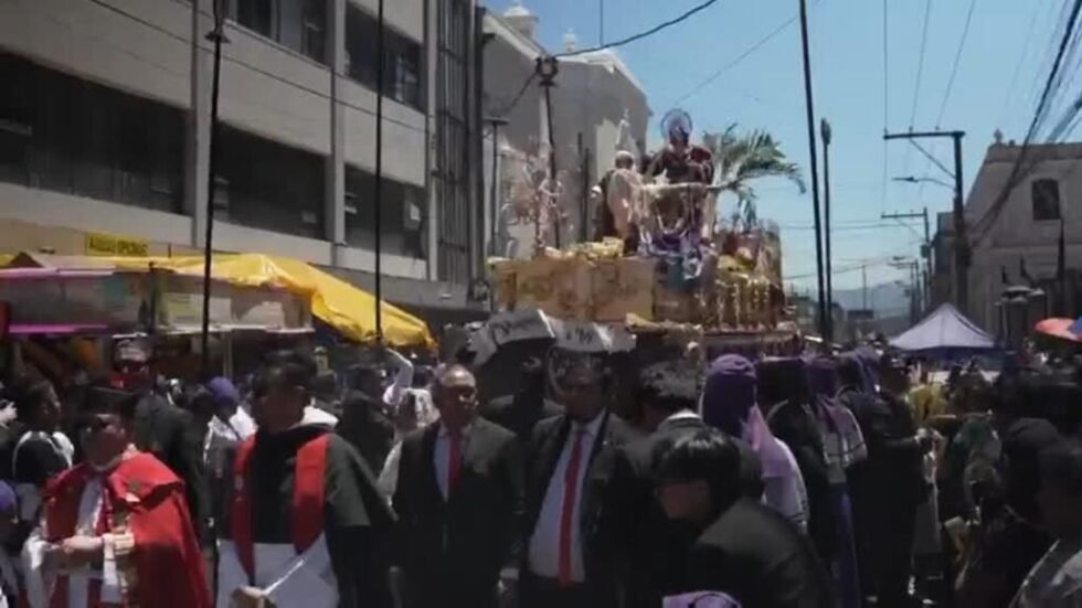 Guatemala conmemora el Domingo de Ramos con tradicional procesión del Jesús de las Palmas