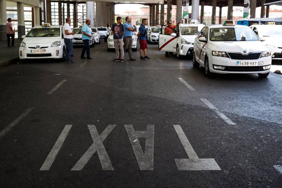 Los taxistas inician los trámites para solicitar los coeficientes que permitan adelantar su jubilación