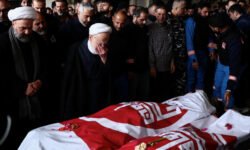 Líbano reporta más de mil muertos por los ataques de Israel, mientras Hezbolá promete combatir "sin límites"