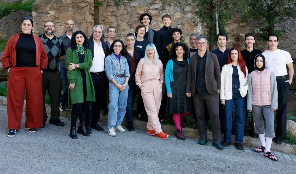 El Grec y el Lliure se alían para celebrar el 50º aniversario de ambos con una producción de ‘La ópera de los tres centavos’ de Brecht y Weill