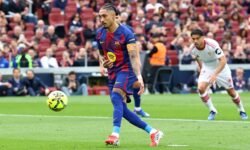 El Barcelona recupera al mejor Raphinha ante el Sevilla