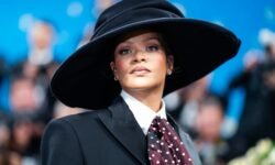 La mujer que tiroteó la casa de Rihanna se declara no culpable de intento de asesinato