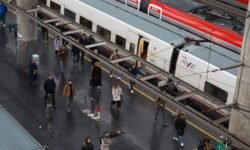 Retrasos en los trenes de alta velocidad con origen o destino Madrid por una incidencia en las señalizaciones de Adif