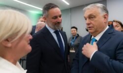 Abascal y la ultraderecha mundial arropan a Orbán en Budapest ante sus elecciones más difíciles