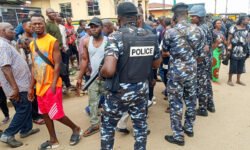 Ejército nigeriano rescata a 31 personas secuestradas en ataques a iglesias cristianas que dejó cinco muertos