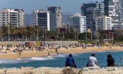 La semana comienza con cielos despejados en buena parte del país, pero se prevé la llegada de una nueva borrasca al final del día