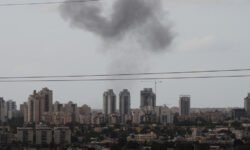 Cuarta oleada de misiles iraníes contra Israel tras las advertencias de Donald Trump