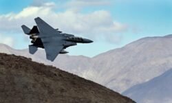 ¿Logró Irán socavar el discurso de Trump sobre su poderío militar con el derribo de dos aviones?