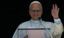 El Vaticano niega tensiones tras reunión con EE. UU.