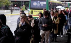 Argentina: la subida del combustible provoca escasez de autobuses en Buenos Aires