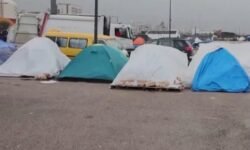 Libaneses desplazados huyen mientras crece la ofensiva israelí