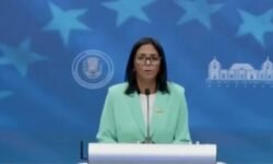 Venezuela: Gobierno anuncia aumento salarial a partir del 1 de mayo