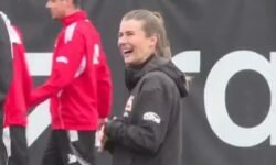 Primera mujer al frente de un equipo masculino en Alemania enfrenta ola de ataques machistas