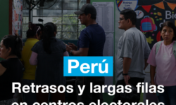 Perú: retrasos y largas filas en centros electorales