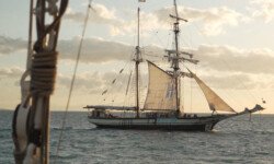 Del Mediterráneo a los Alpes: una travesía de tradición, música y mar