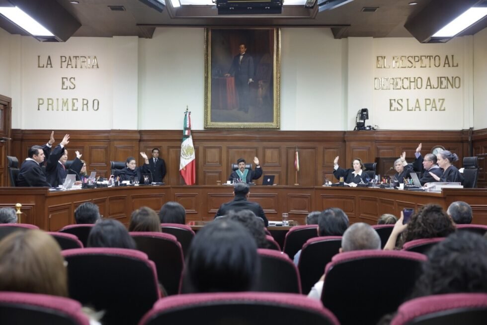 ¿Pueden embargar dinero tras un juicio? La Suprema Corte define cuándo ya no procede un amparo bancario