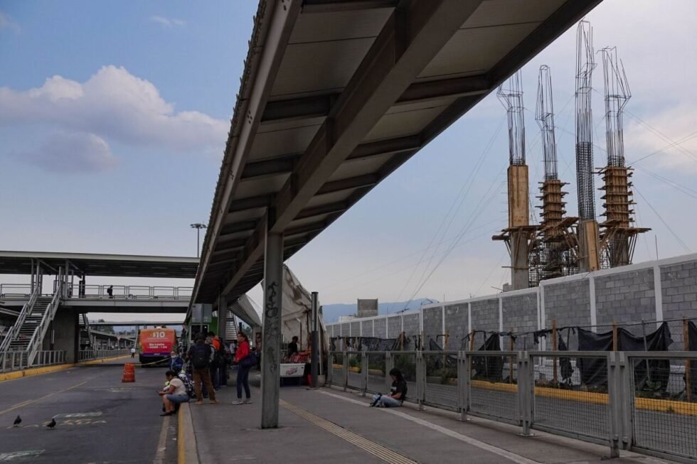 México enfrenta riesgos por falta de legislación en torno a infraestructura crítica, dice Observatorio