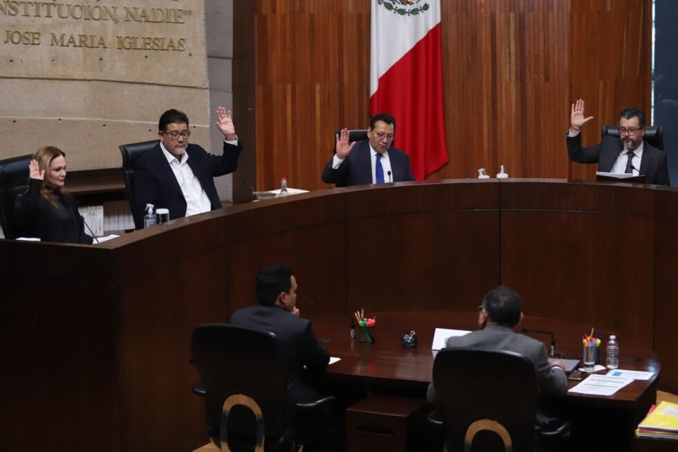 Magistrados electorales no se quedarán 17 años, dice Sheinbaum y pide revisar reglas de la iniciativa