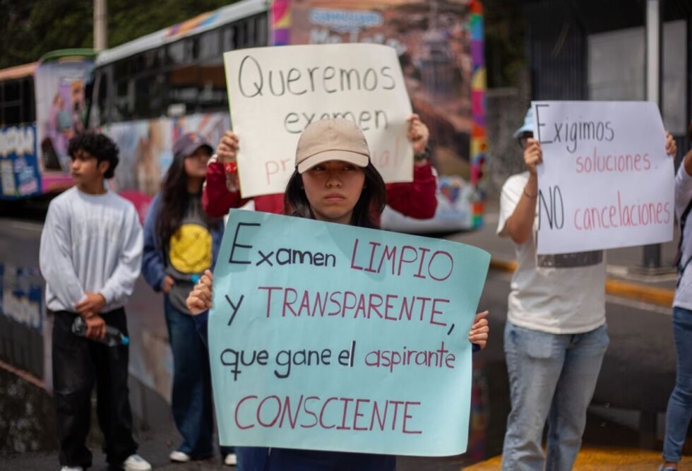 UNAM abre segunda oportunidad a aspirantes no seleccionados; hasta cuántos aciertos pide el examen