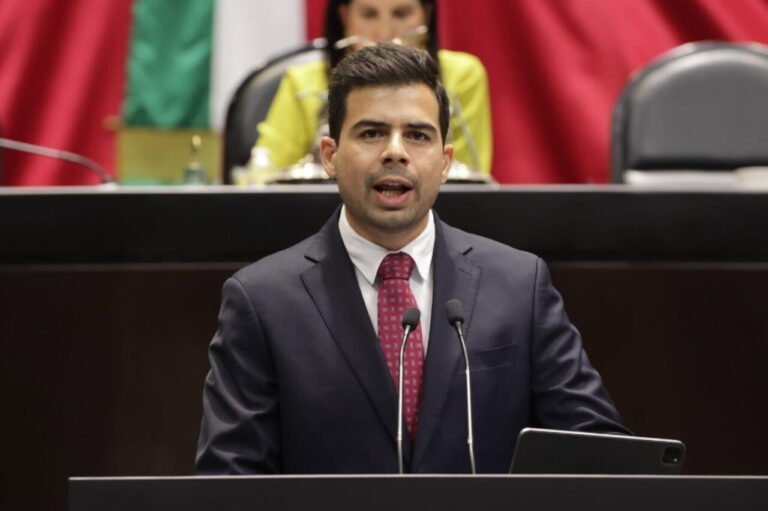 Manuel Cota: el heredero político de un perredista de cepa que busca gobernar Baja California Sur