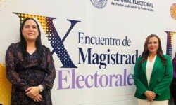 Magistradas del TEQROO ante el fondo del IX Encuentro Nacional de Magistradas Electorales 2026.