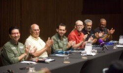 Participantes en la presentación de la Guía de Cuevas y Cavernas del Caribe Mexicano.