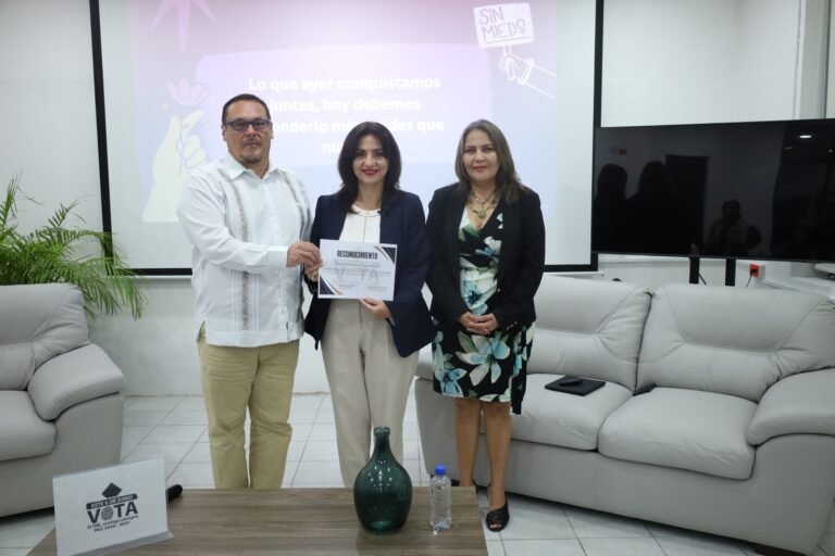A 73 años del voto femenino en México, IEQROO llama a combatir la violencia política digital contra las mujeres